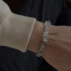 Bransoletka z łańcuszkami  kryształ górski hematyt  Stella